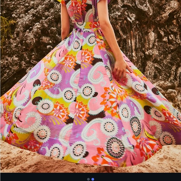 Alexis Verona Dress - Picture 2 of 16